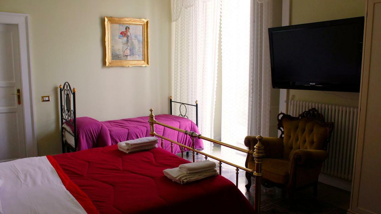 Oro Di Napoli Luxury Bed & Breakfast Naples Exterior photo