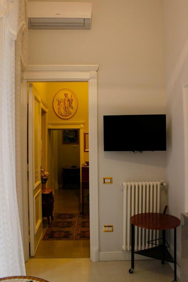 Oro Di Napoli Luxury Bed & Breakfast Naples Exterior photo