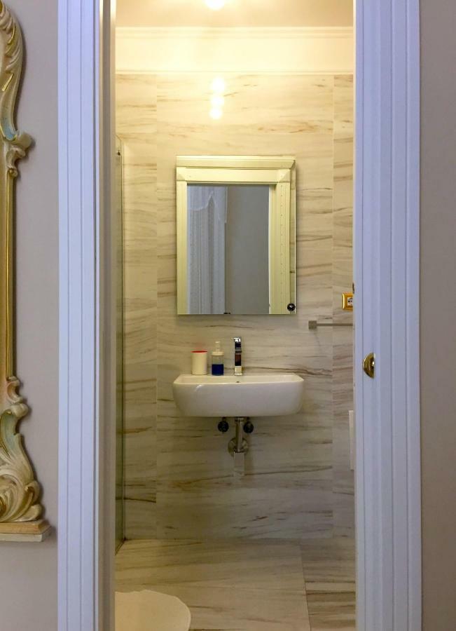 Oro Di Napoli Luxury Bed & Breakfast Naples Exterior photo
